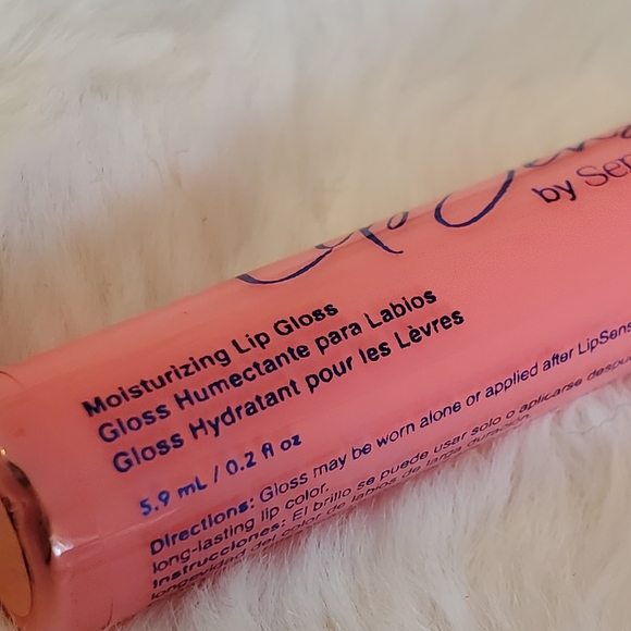 Lipsense moisturizing lip gloss in Cutie Pie - Picture 4 of 4